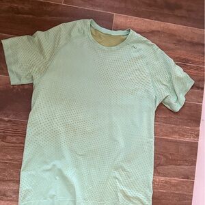 lululemon athletica Mint Green Short Sleeve Tee